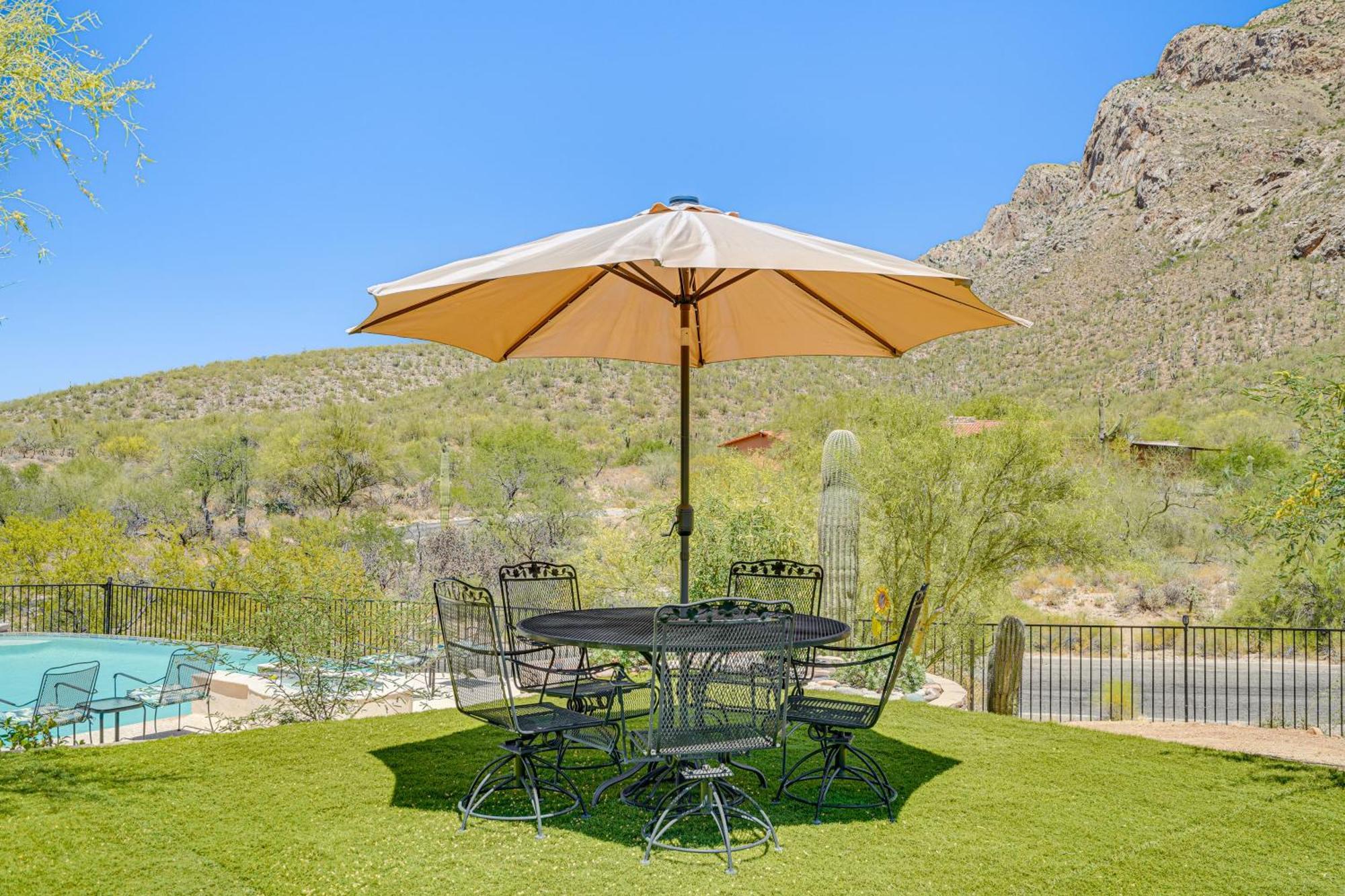 Casa vacanze Retreat With Pool And Breathtaking Views!